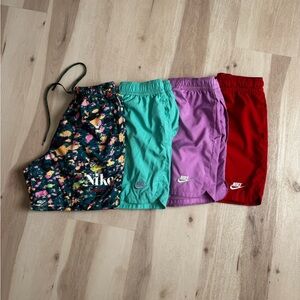 🌟Men's Nike Club Woven Flow Shorts🌟